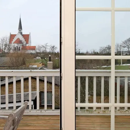 10 Person In Bagenkop